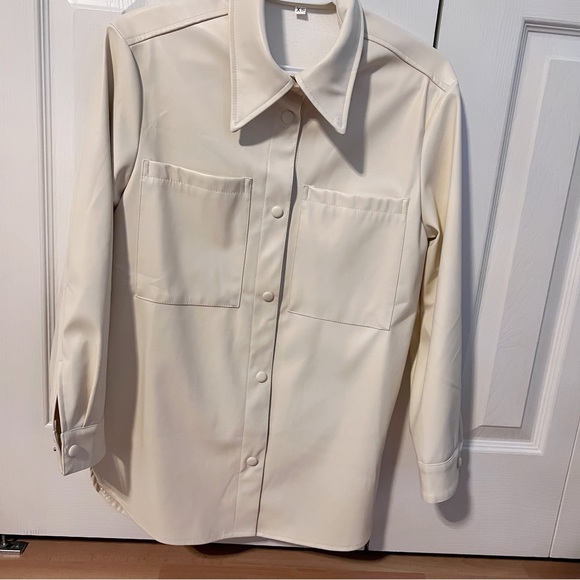 Light birch vegan leather shirt jacket - Picture 1 of 4